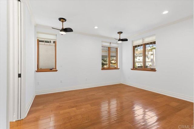 a bathroom with a toilet and a bathtub