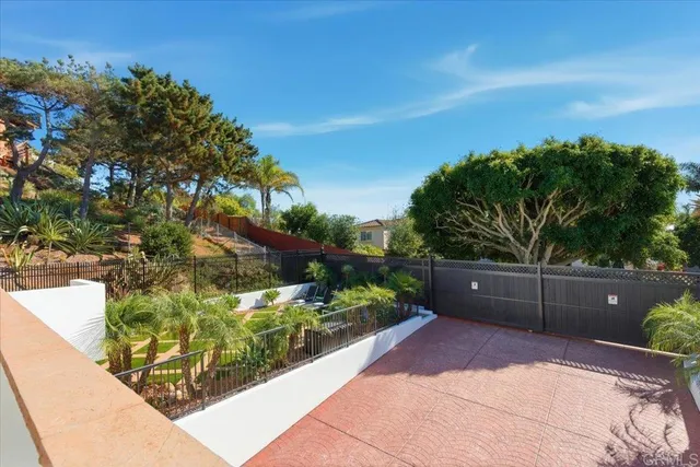 $3,799,000 | 1045 Van Nuys Street, San Diego, CA 92109