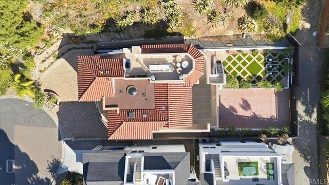 $3,799,000 | 1045 Van Nuys Street, San Diego, CA 92109