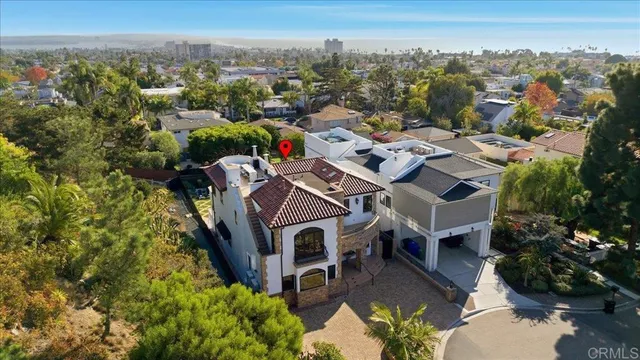 $3,799,000 | 1045 Van Nuys Street, San Diego, CA 92109