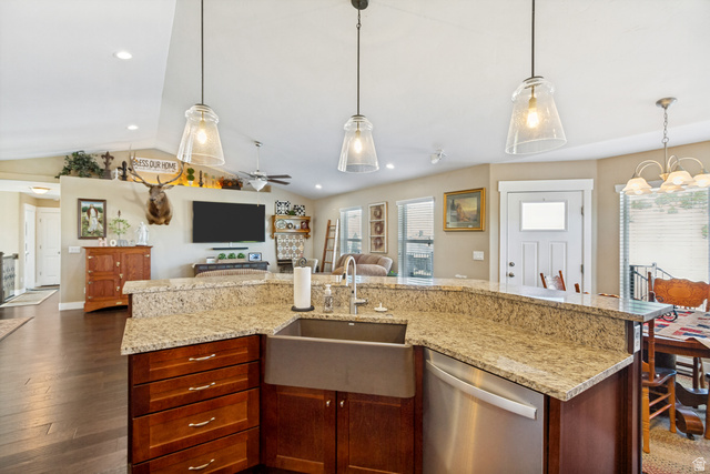 1134 Vista Ridge Drive Santaquin, UT 84655 - Photo 26 of 50