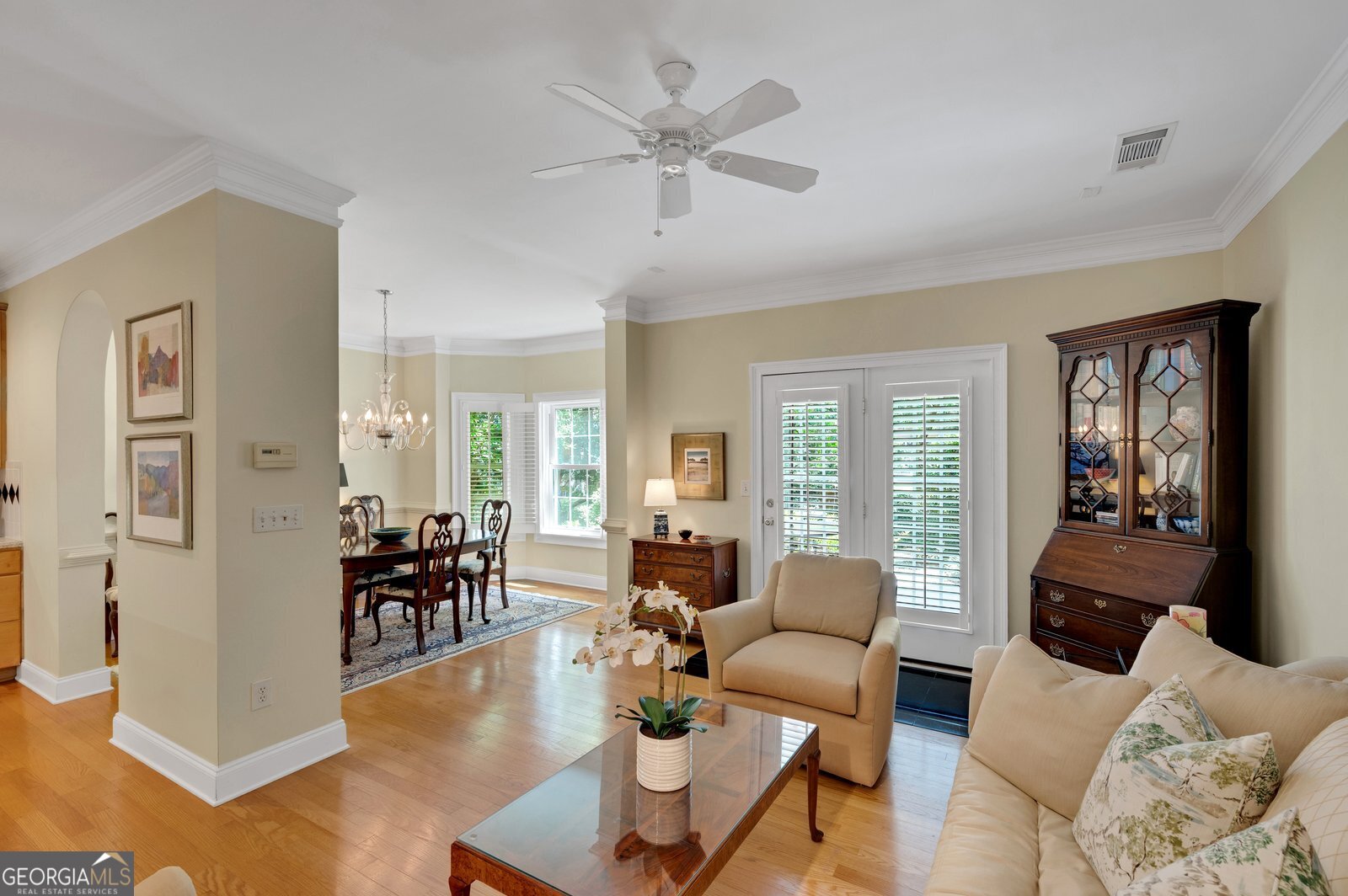 2570 Oglethorpe Circle Northeast Brookhaven, GA 30319 - Photo 2 of 37