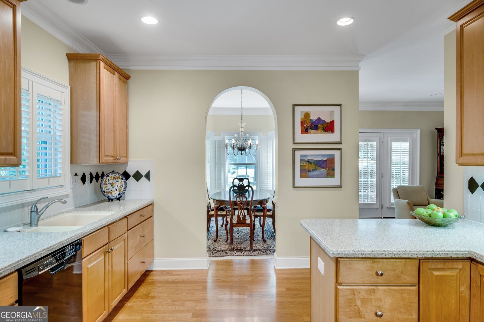 2570 Oglethorpe Circle Northeast Brookhaven, GA 30319 - Photo 9 of 37