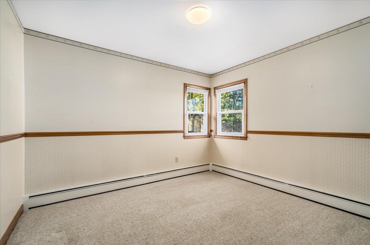 416 Mast Road Goffstown, NH 03045 - Photo 14 of 32