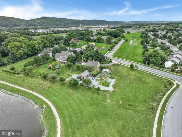 $1,389,000 | 419 Coffee Goss Road, Marietta, PA 17547