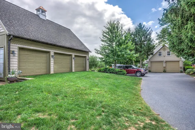 $1,389,000 | 419 Coffee Goss Road, Marietta, PA 17547