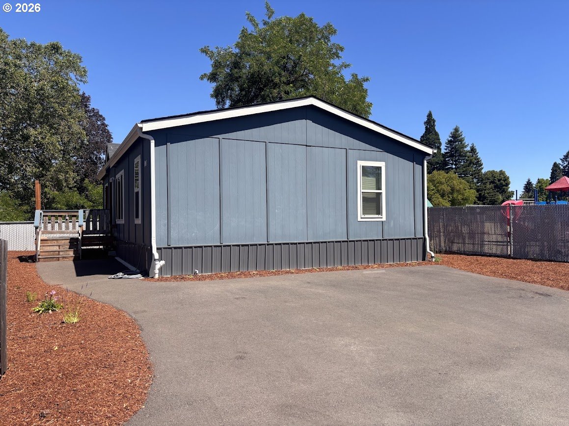 104 River Loop 1 Eugene, OR 97404 - Photo 31 of 32