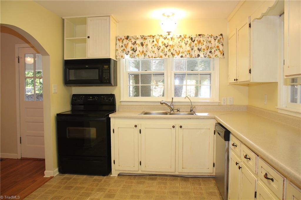 2011 Beeson Road Oak Ridge, NC 27310 - Photo 17 of 29