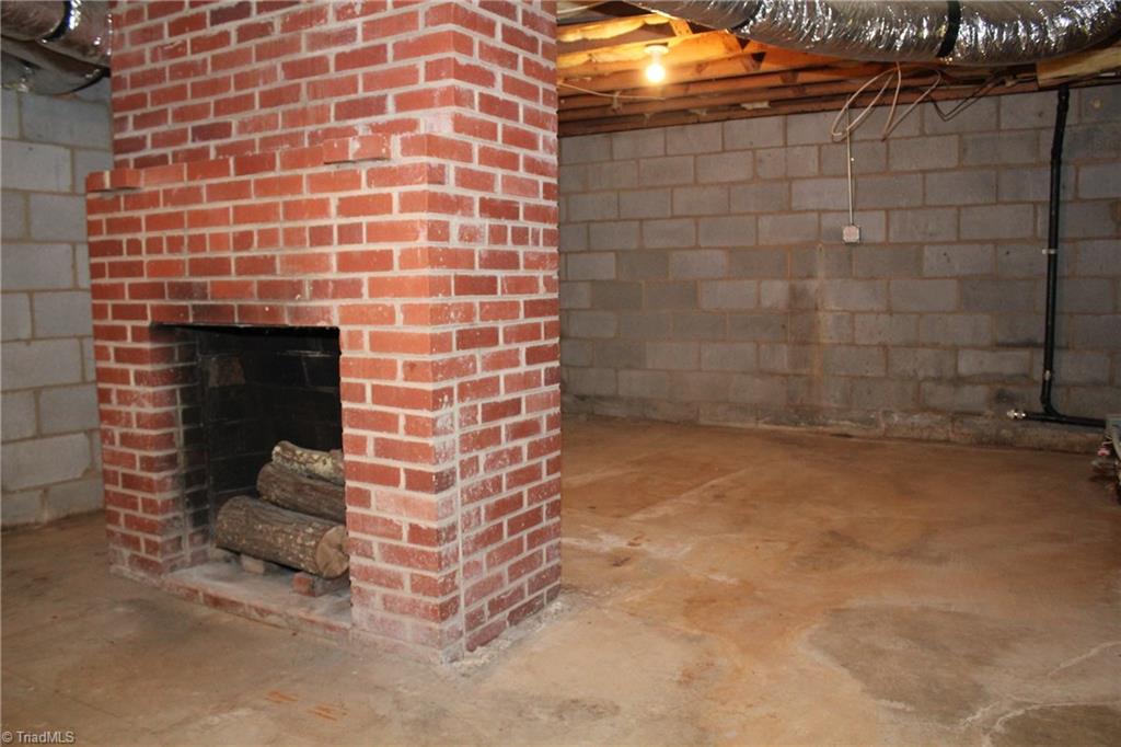 2011 Beeson Road Oak Ridge, NC 27310 - Photo 26 of 29
