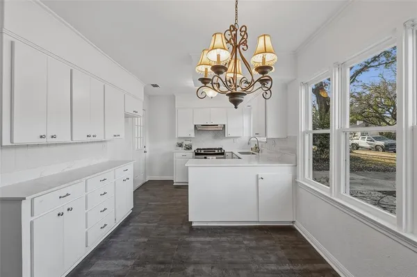 $2,200 | 6417 Darwood Avenue, Fort Worth, TX 76116