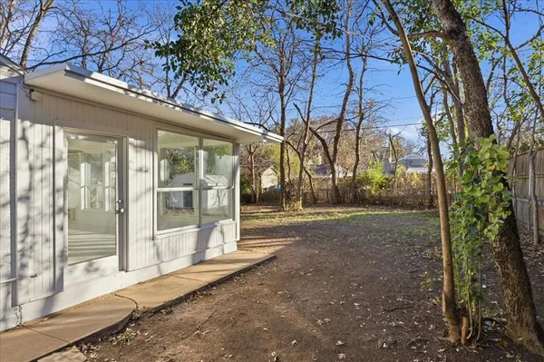 $2,200 | 6417 Darwood Avenue, Fort Worth, TX 76116