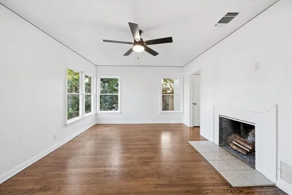 $2,200 | 6417 Darwood Avenue, Fort Worth, TX 76116