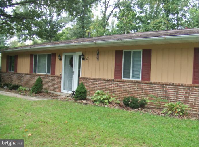 977 Grace Road Huntingtown, MD 20639 - Photo 14 of 14 front view of a house with a yard