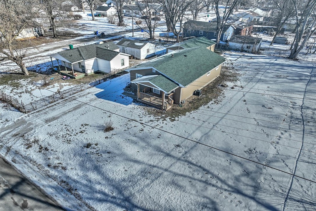 1528 Taylor Street Decatur, IL 62526 - Photo 4 of 21