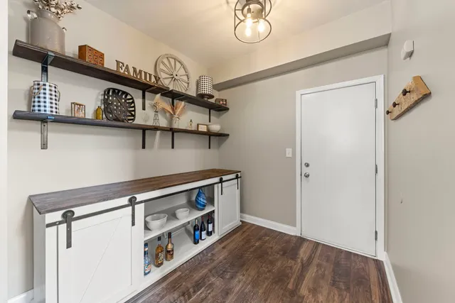 $339,900 | 2263 Reflections Drive, Aurora, IL 60502