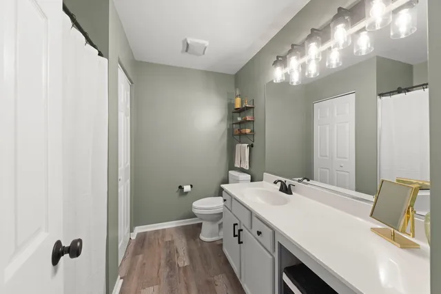 $339,900 | 2263 Reflections Drive, Aurora, IL 60502