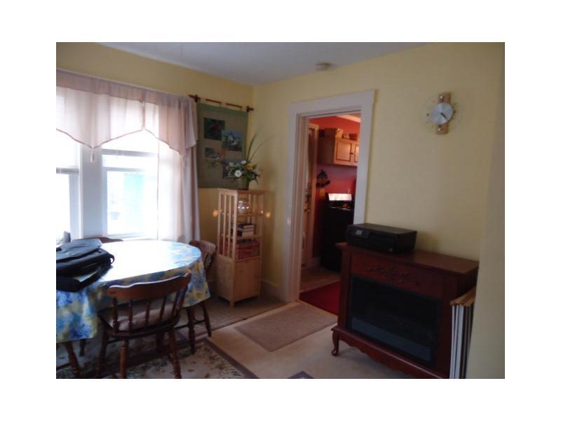 42 Nichol Street Paris, ME 04281 - Photo 10 of 16 Dining Room.