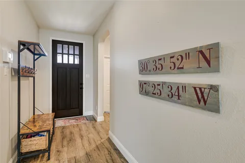 $325,000 | 1008 Estes Park, Taylor, TX 76574