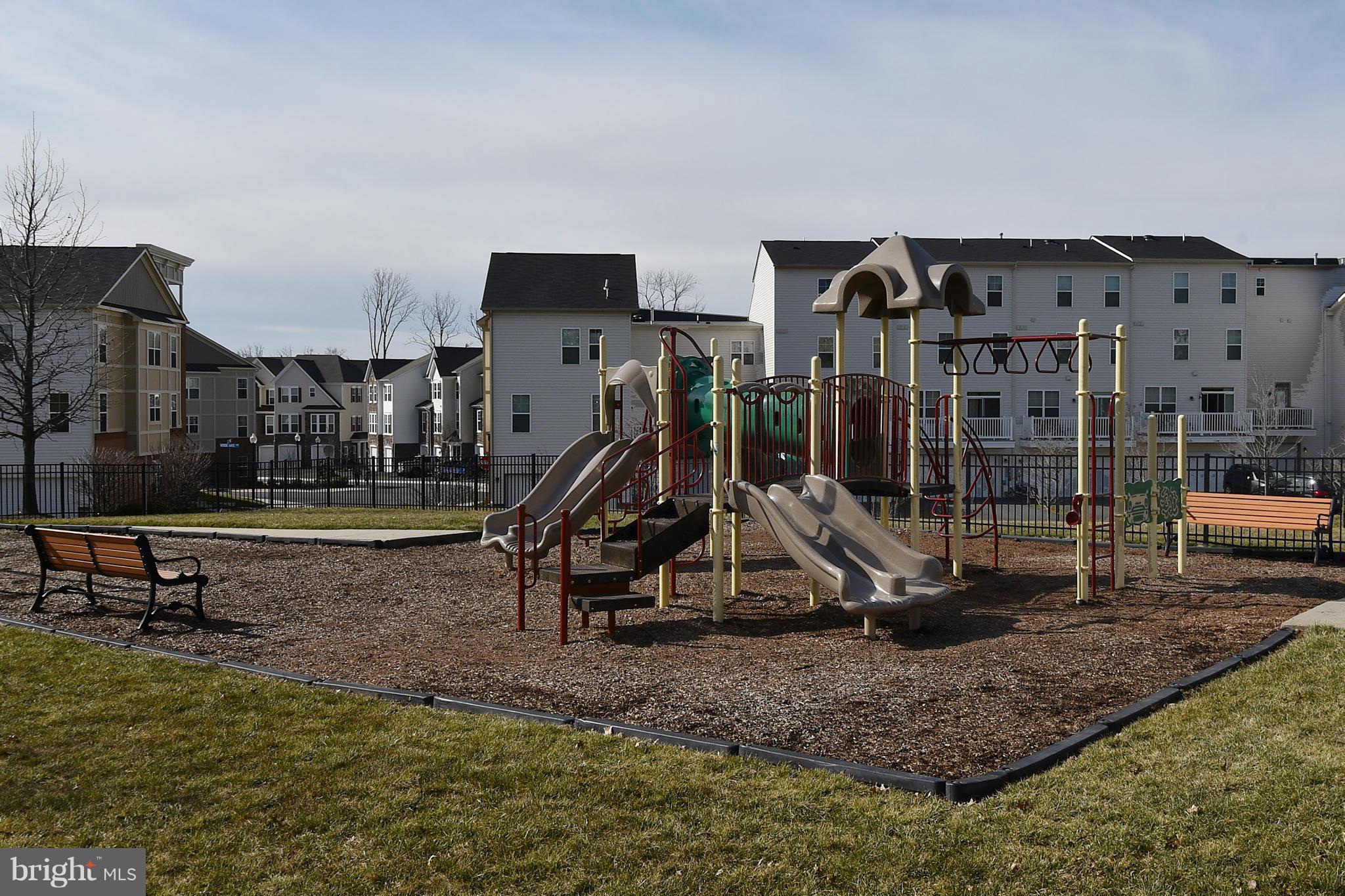 22641 Twitter Square Ashburn, VA 20148 - Photo 29 of 30 Community tot lot