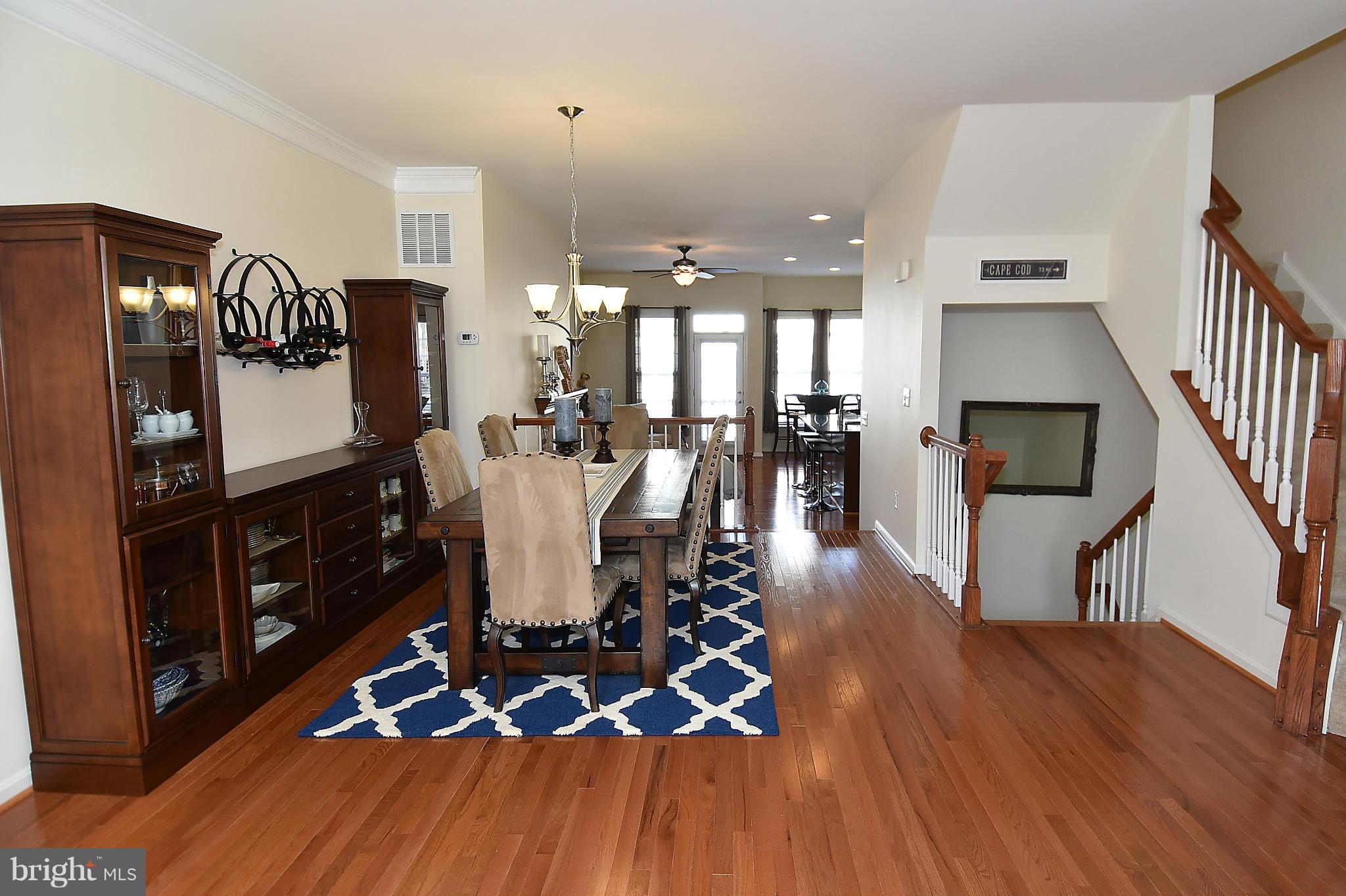22641 Twitter Square Ashburn, VA 20148 - Photo 4 of 30 Dining Rm perfect for entertaining family/friends