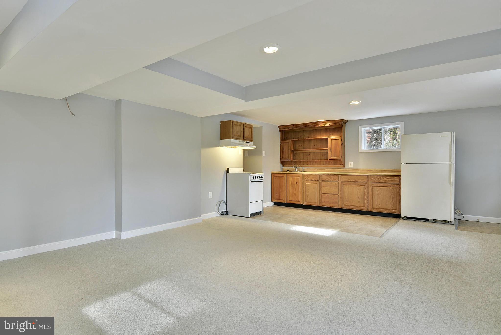 2706 Harmon Road Silver Spring, MD 20902 - Photo 18 of 30 Family room or in-law suite