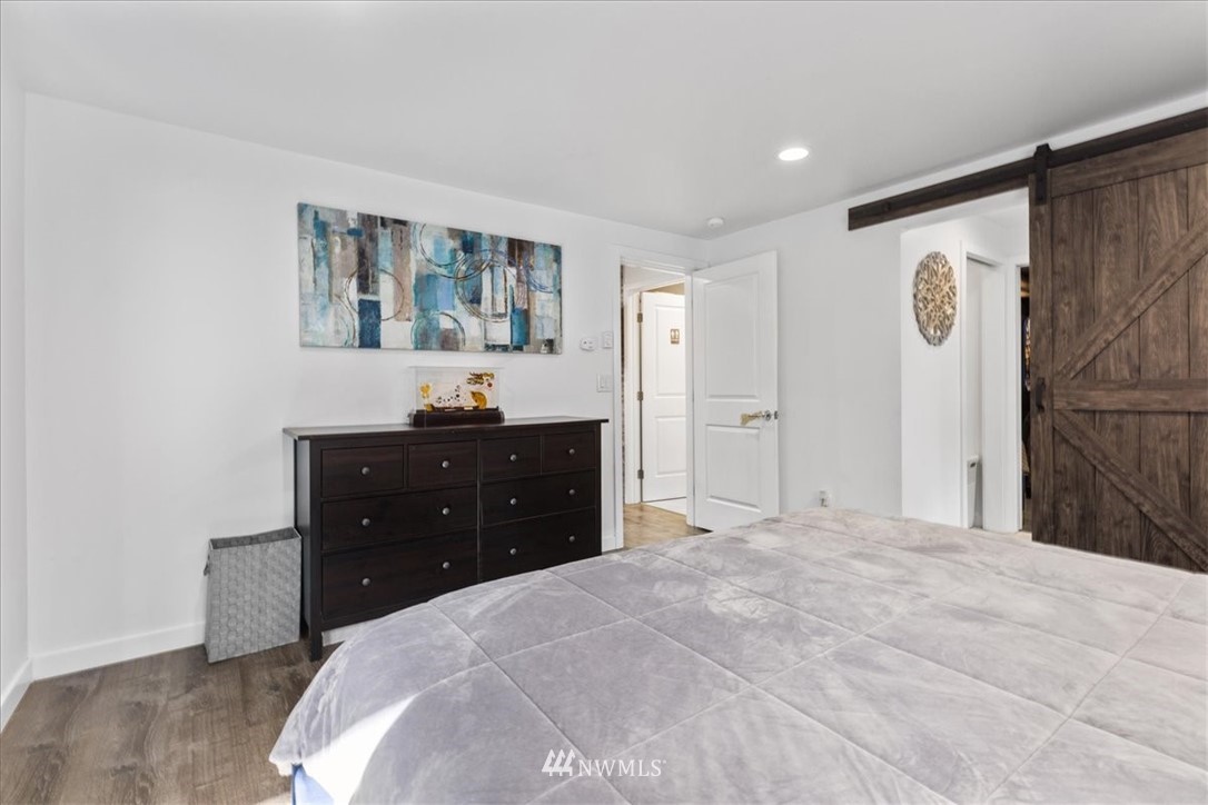 10205 148th Avenue Southeast Renton, WA 98059 - Photo 25 of 40 Gallery Image 25