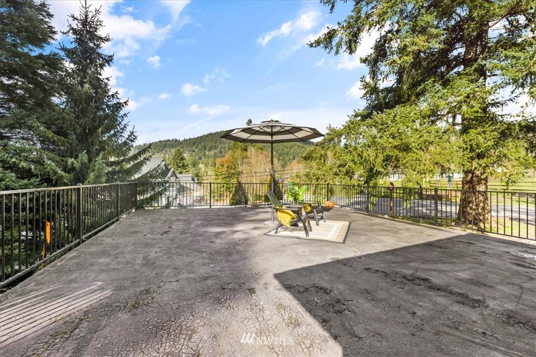 10205 148th Avenue Southeast Renton, WA 98059 - Photo 38 of 40 Gallery Image 38