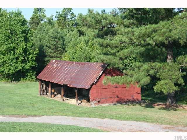 1200 Weldons Mill Road Henderson, NC 27537 - Photo 3 of 12 Old shed in back yard