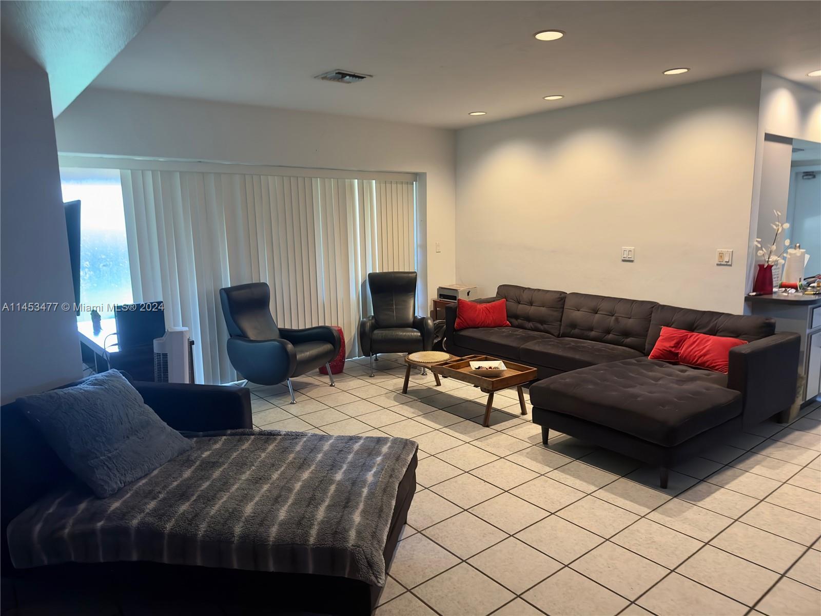 9320 Southwest 125th Terrace Miami, FL 33176 - Photo 8 of 31 a living room with furniture and wooden floor