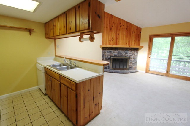 218-3 The Overlook Road, Unit 3 Banner Elk, NC 28604 - Photo 14 of 27 Gallery Image 14