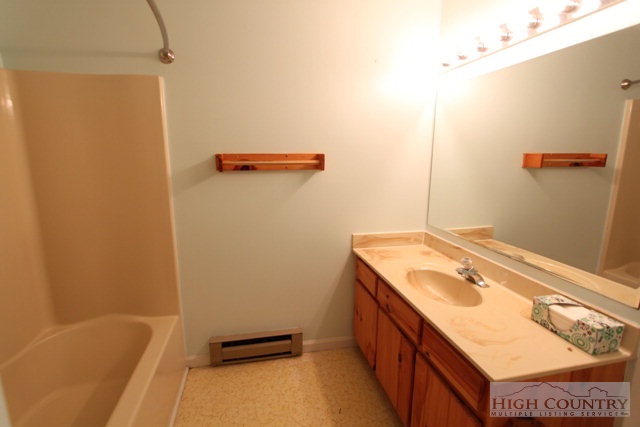 218-3 The Overlook Road, Unit 3 Banner Elk, NC 28604 - Photo 22 of 27 Gallery Image 22