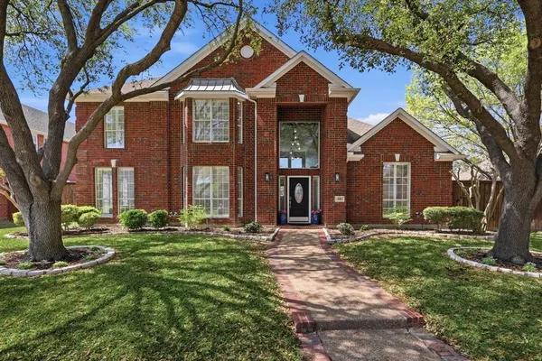 $850,000 | 305 Brushy Creek Trail, Coppell, TX 75019