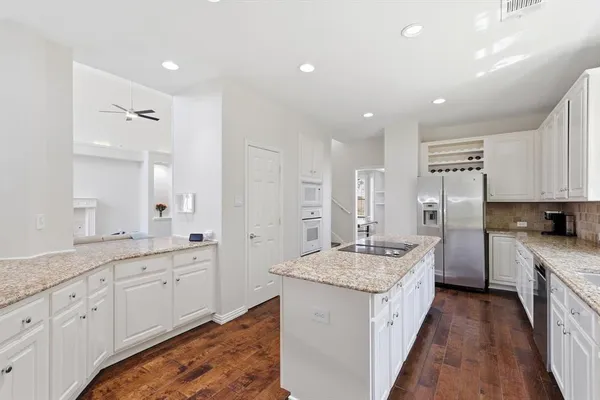 $850,000 | 305 Brushy Creek Trail, Coppell, TX 75019