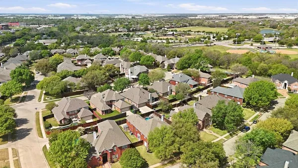 $850,000 | 305 Brushy Creek Trail, Coppell, TX 75019