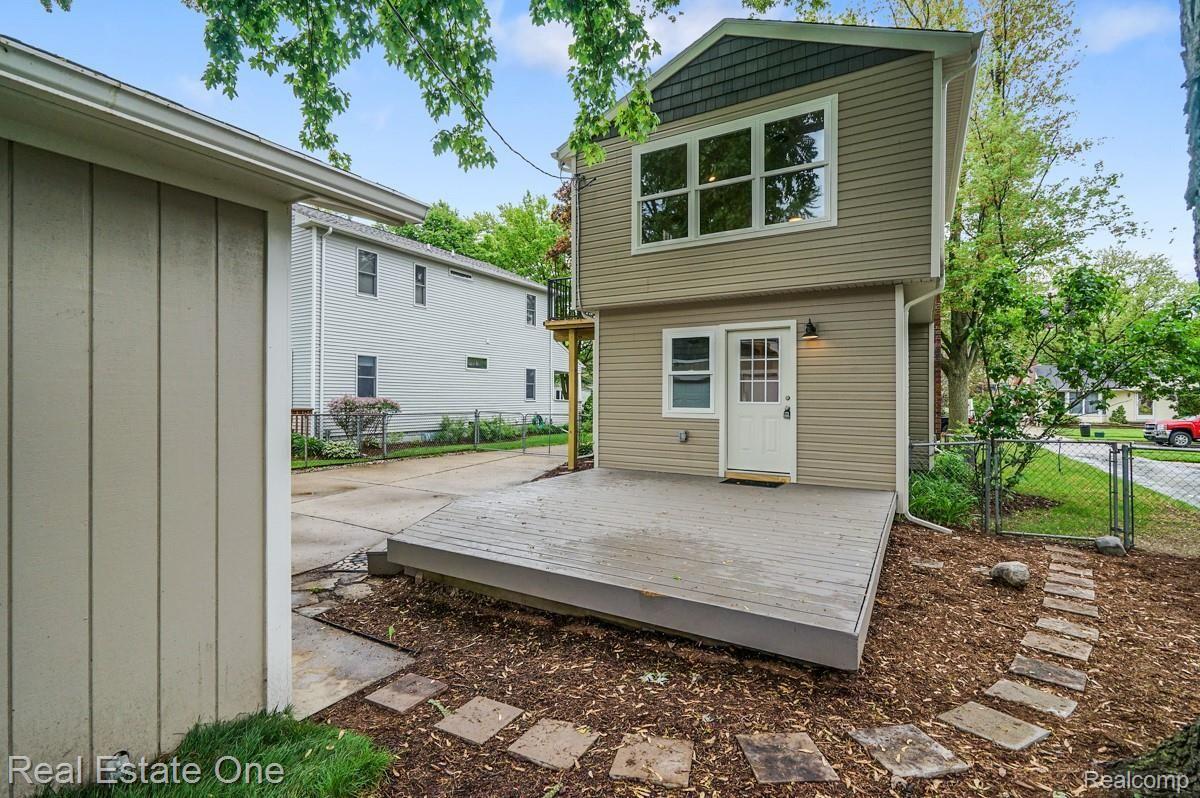 149 Linwood Avenue Rochester, MI 48307 - Photo 41 of 47 Great Back yard with Large Deck to Entertain and Relax on and Easy Backyard Maintenance