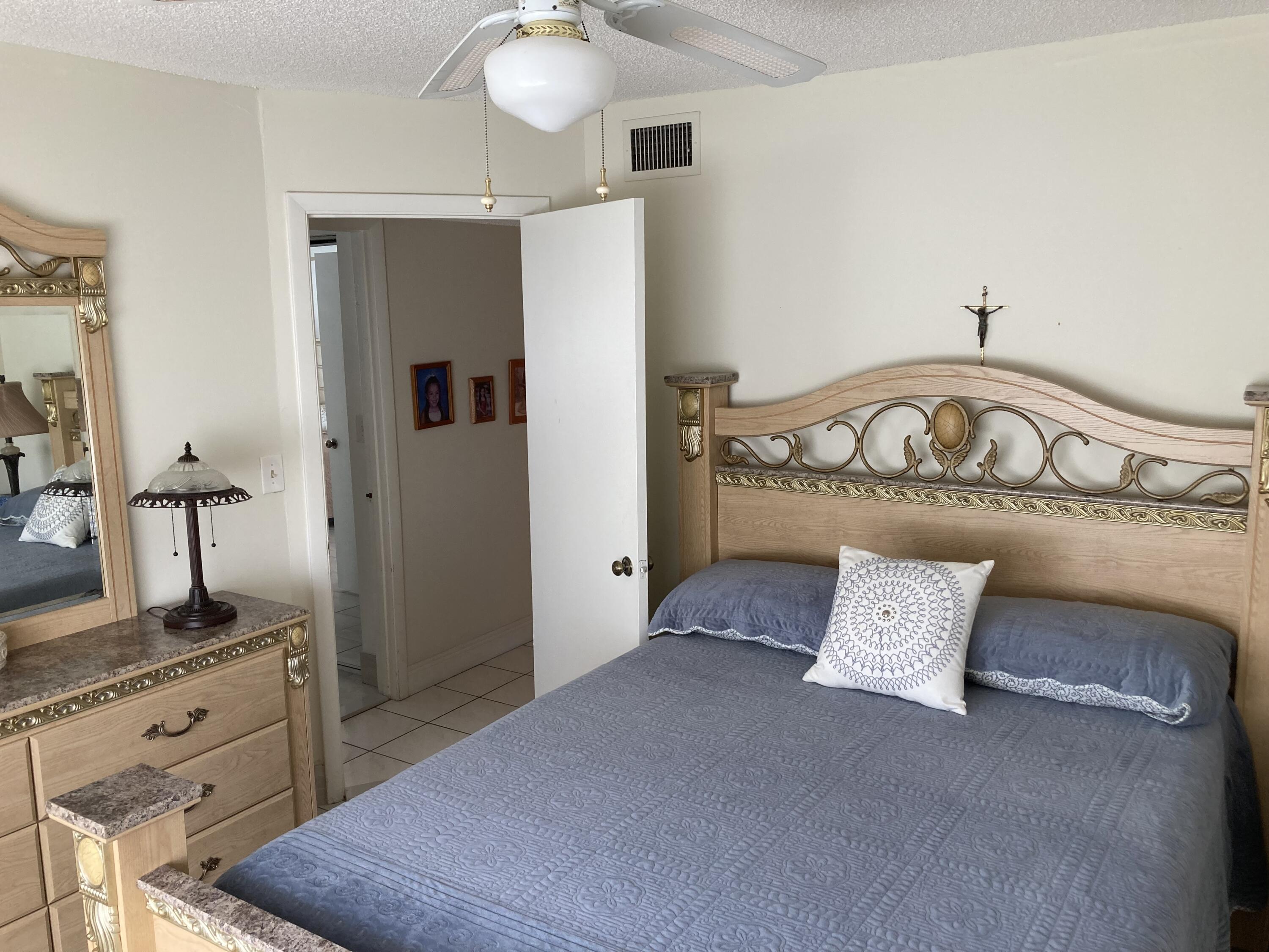 9440 Southwest 8th Street, Unit 301 Boca Raton, FL 33428 - Photo 20 of 51 IMG_1525