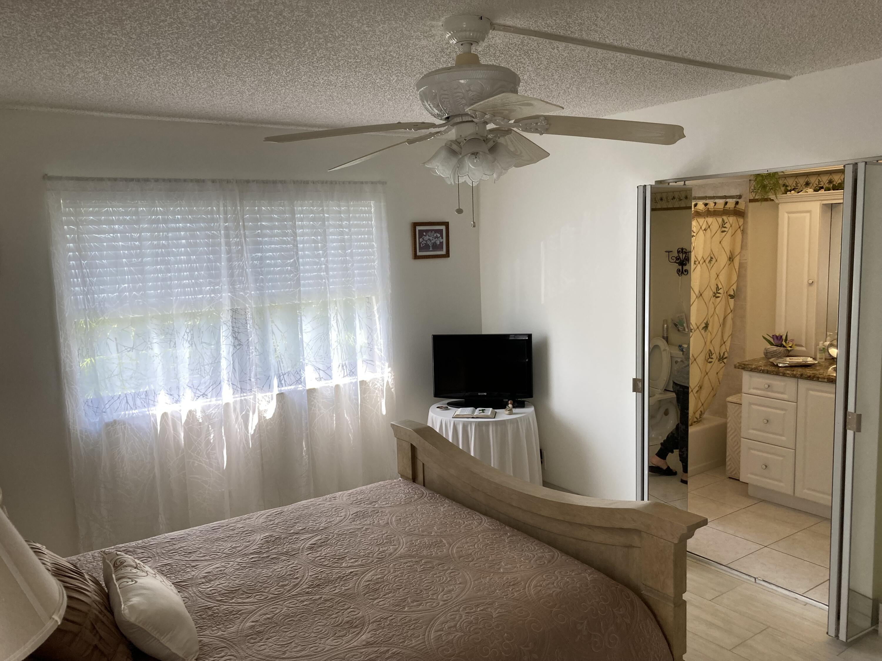 9440 Southwest 8th Street, Unit 301 Boca Raton, FL 33428 - Photo 24 of 51 IMG_1529