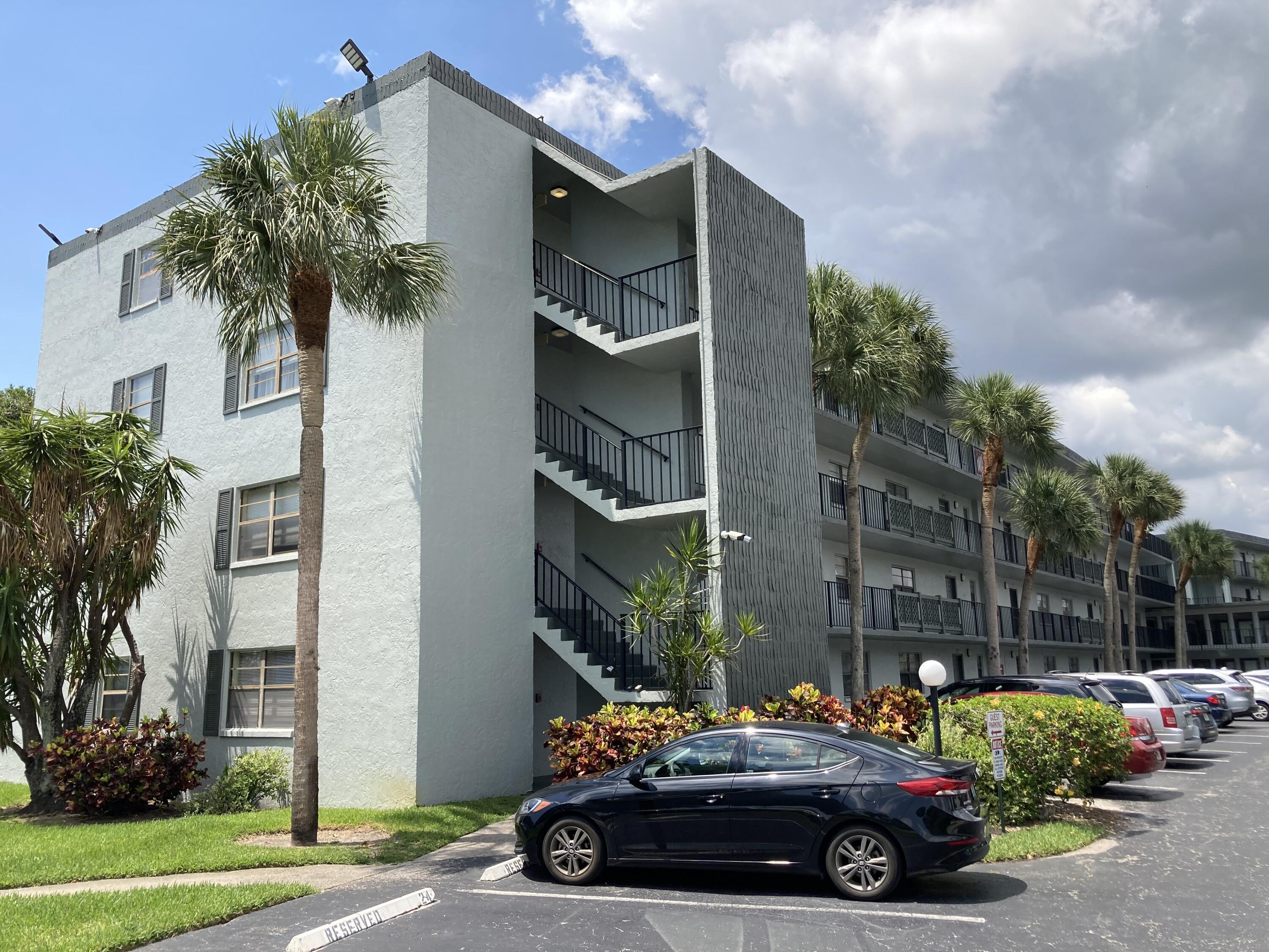 9440 Southwest 8th Street, Unit 301 Boca Raton, FL 33428 - Photo 38 of 51 IMG_1540