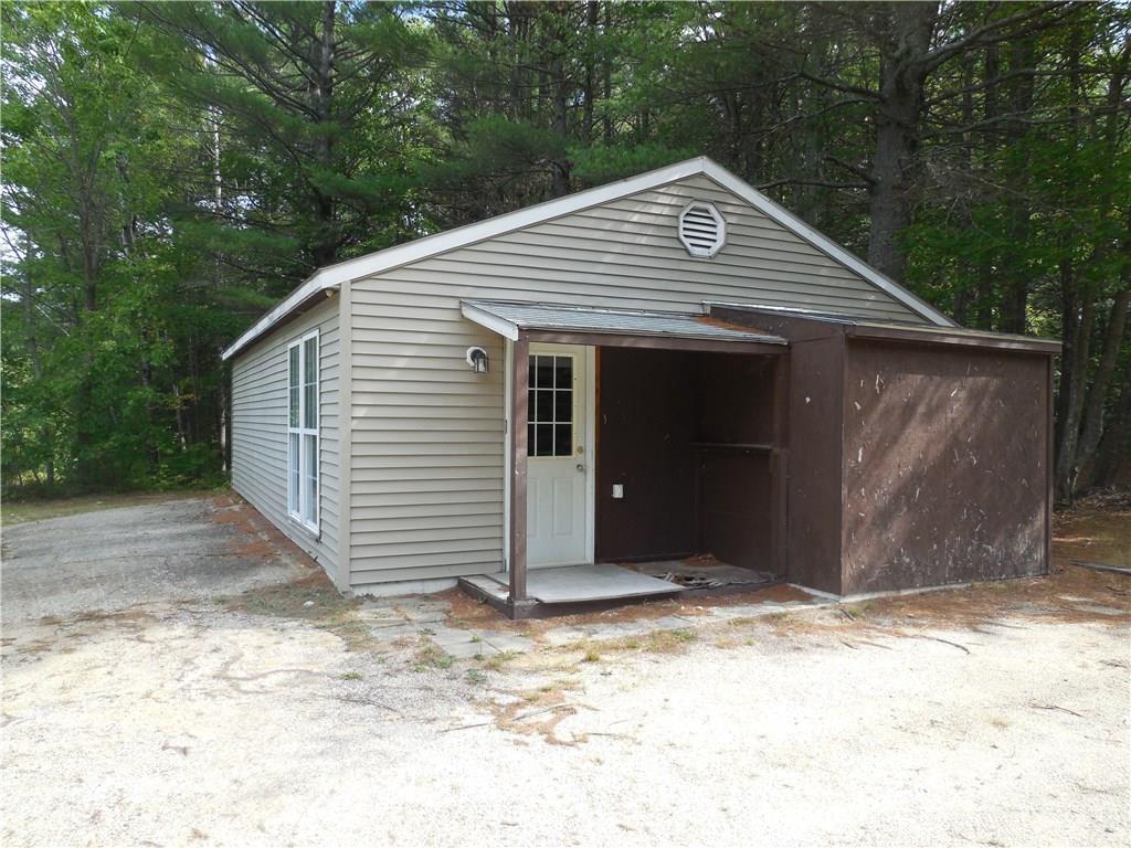 211 Brett Hill Road South Paris, ME 04281 - Photo 5 of 35 Another photo of the outside...