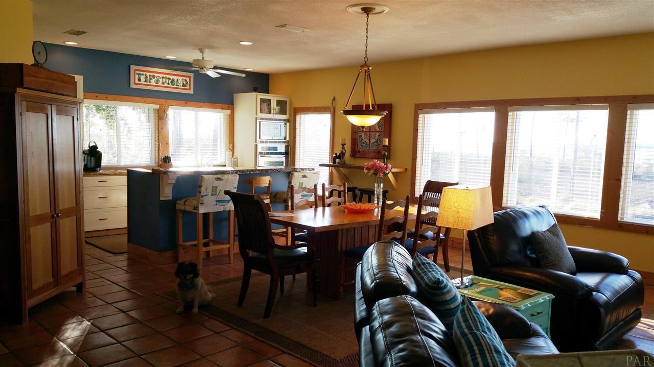 5428 North Shore Road Pensacola, FL 32507 - Photo 7 of 32 Gallery Image 7