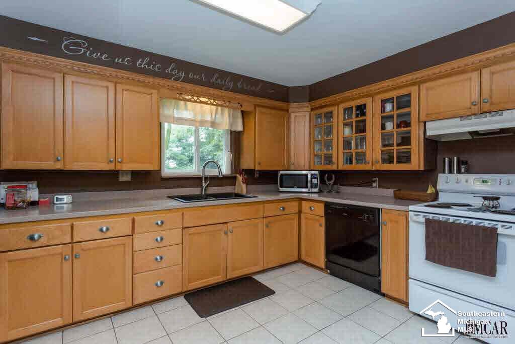 1595 Samaria Road Temperance, MI 48182 - Photo 10 of 25 21365559-9.JPG