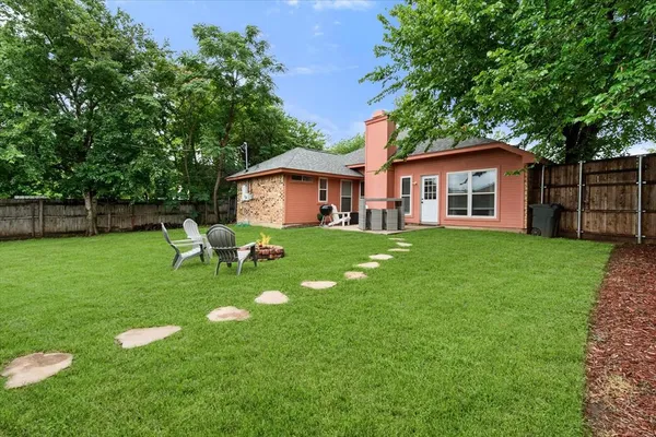$299,900 | 728 Saddle Road, White Settlement, TX 76108