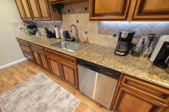 $356,500 | 6818 Wilderness Court, Stockton, CA 95219