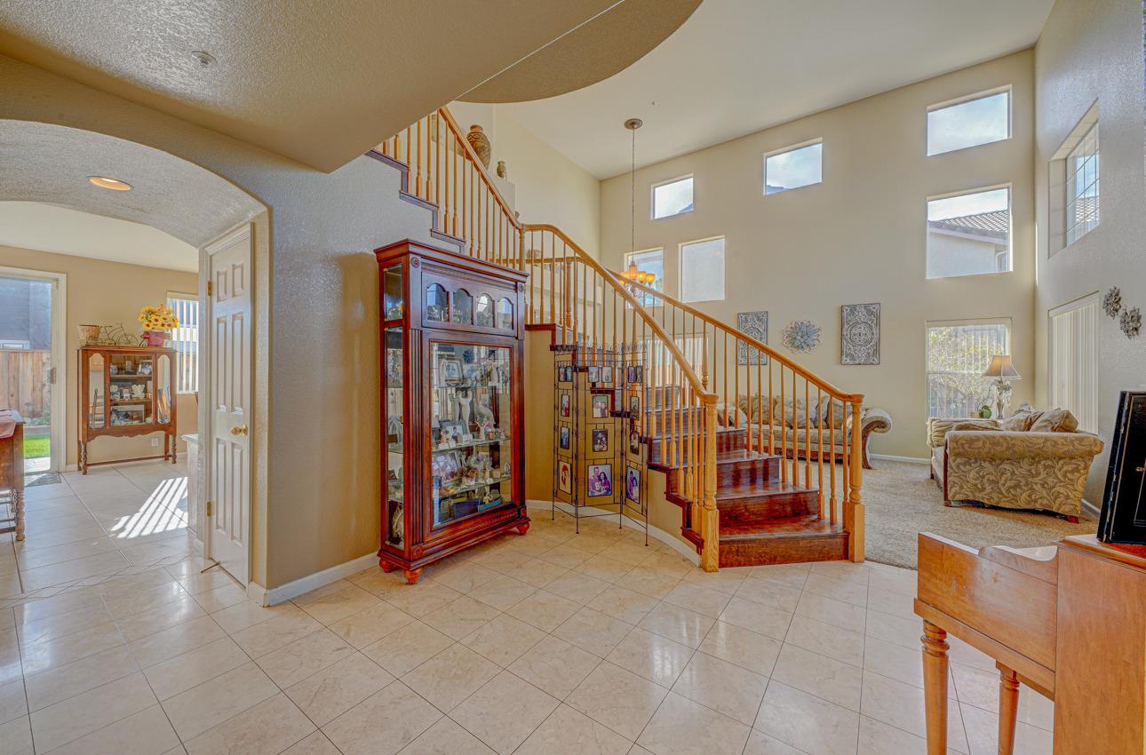 2 Whitman Circle Salinas, CA 93906 - Photo 23 of 41 a view of an entryway with a livingroom