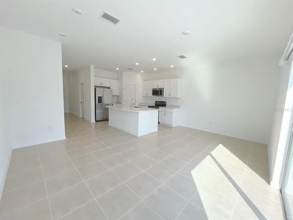 $2,175 | 16520 Bergamo Place, Bradenton, FL 34211