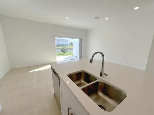 $2,175 | 16520 Bergamo Place, Bradenton, FL 34211