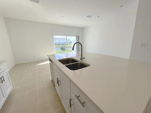 $2,175 | 16520 Bergamo Place, Bradenton, FL 34211