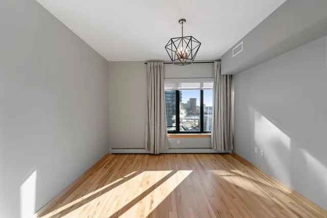 $3,195 | 1120 South 2nd Street, Unit 813, Minneapolis, MN 55415