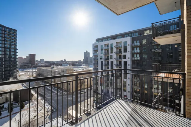 $3,195 | 1120 South 2nd Street, Unit 813, Minneapolis, MN 55415