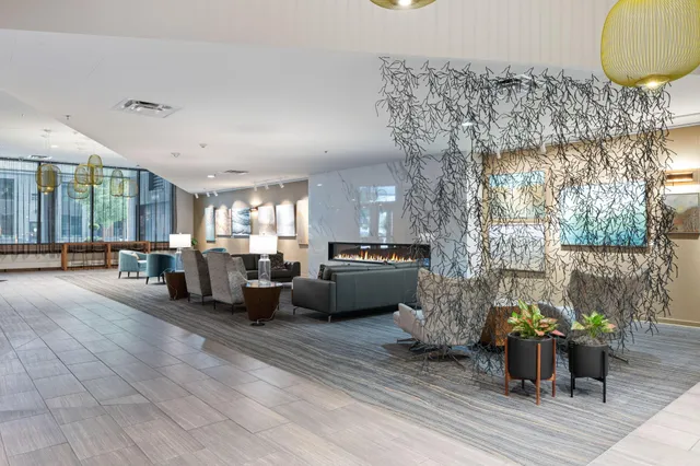 $3,195 | 1120 South 2nd Street, Unit 813, Minneapolis, MN 55415